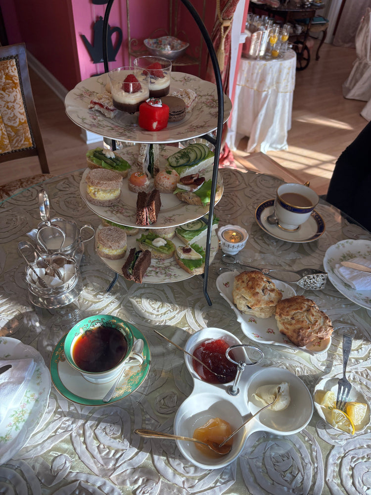 Translation missing: en.Chicago USA #3 Review - High Tea with Gerry