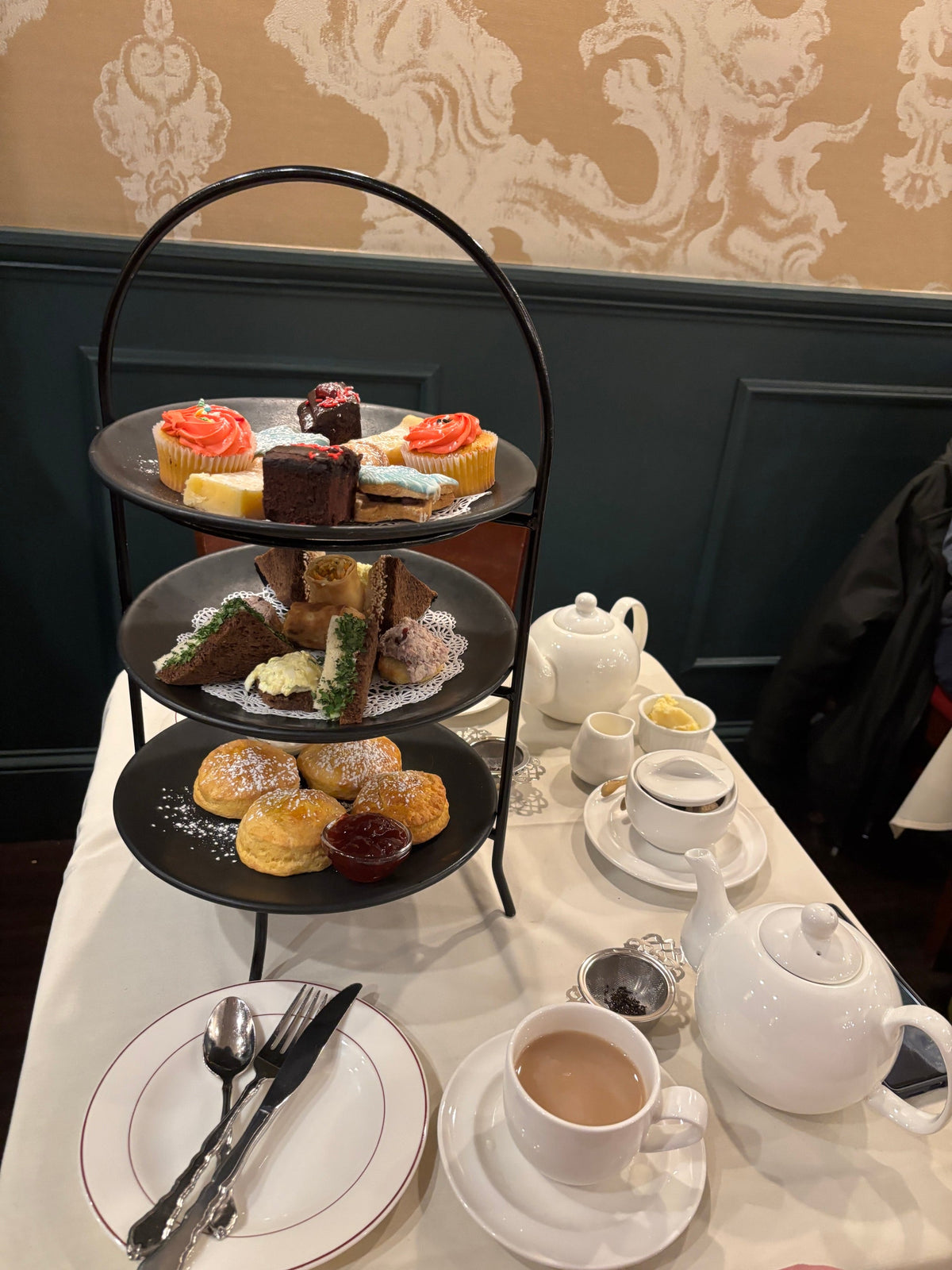 Chicago USA #1 Review - Russian Tea Time