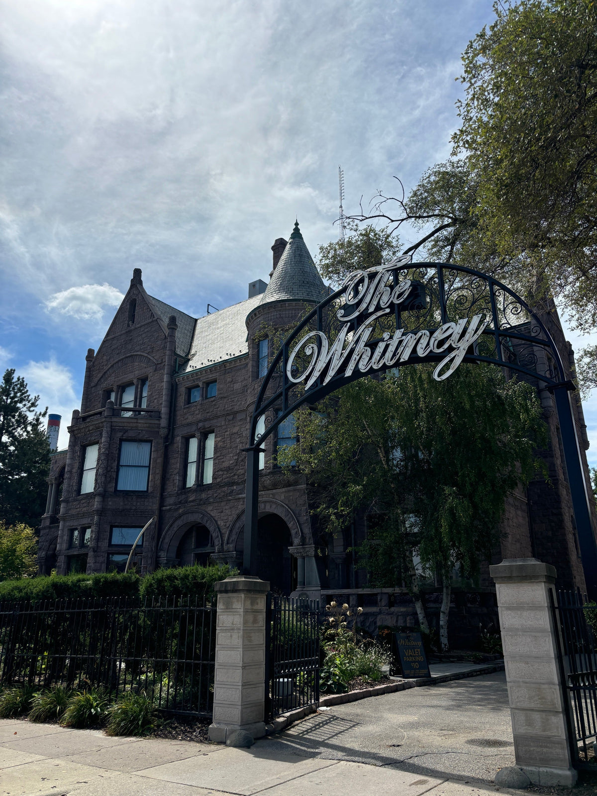 Review of THE WHITNEY in Detroit MI, USA